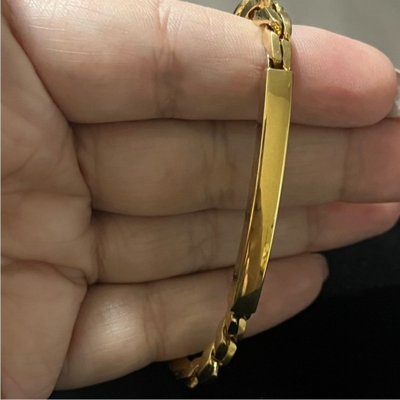Gold-Tone Engravable Chain Bracelet w/Clasp - Picture 4 of 10